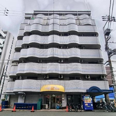 難波駅 4人 徒歩5分 家 Gran505 Lägenhet Osaka Exteriör bild